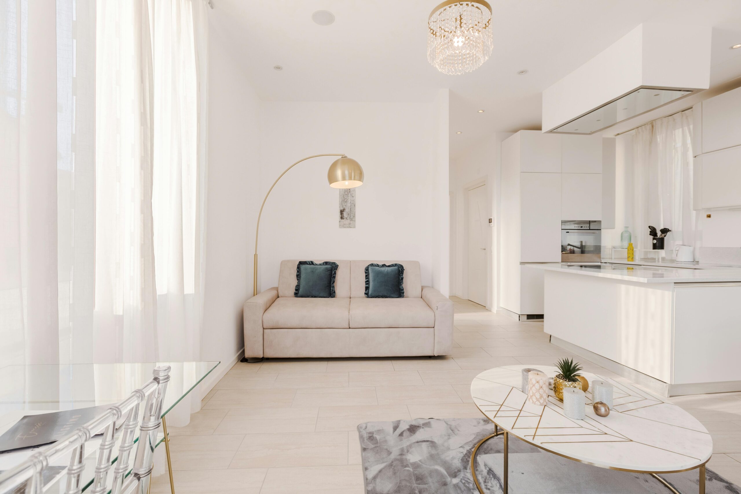 selling luxury apartment in dubai